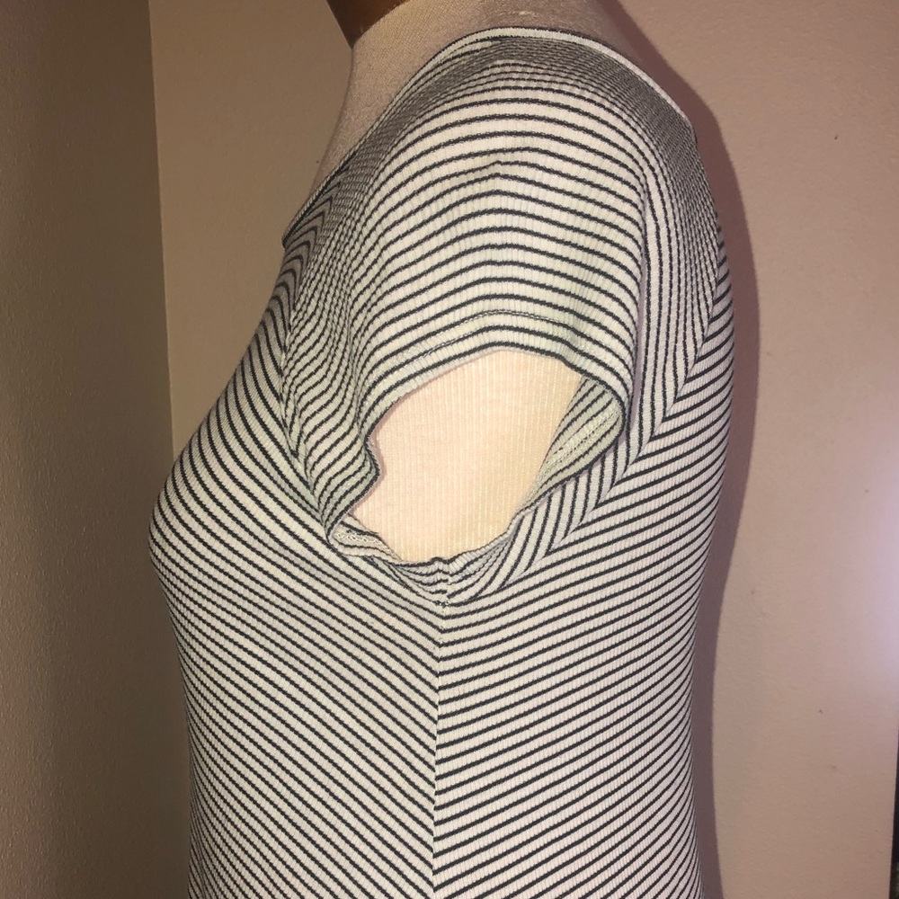 Soprano white/black stripe M dress with pockets! - Picture 4 of 7